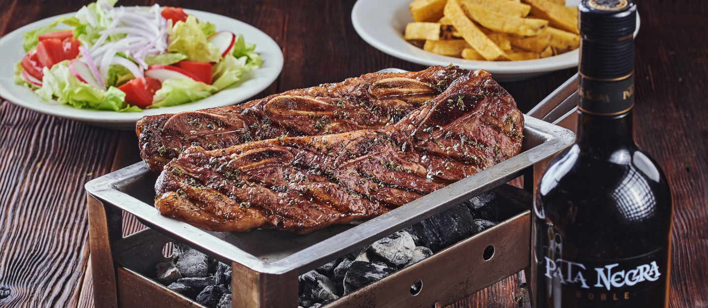 LongHorn Perú - Carnes premium a la parrilla con fuego tradicional